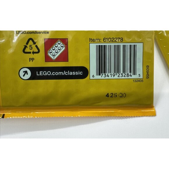 LEGO Classic Green Baseplate Supplement Lot of 2 10700 Building 10"x10" NEW - Picture 5 of 6